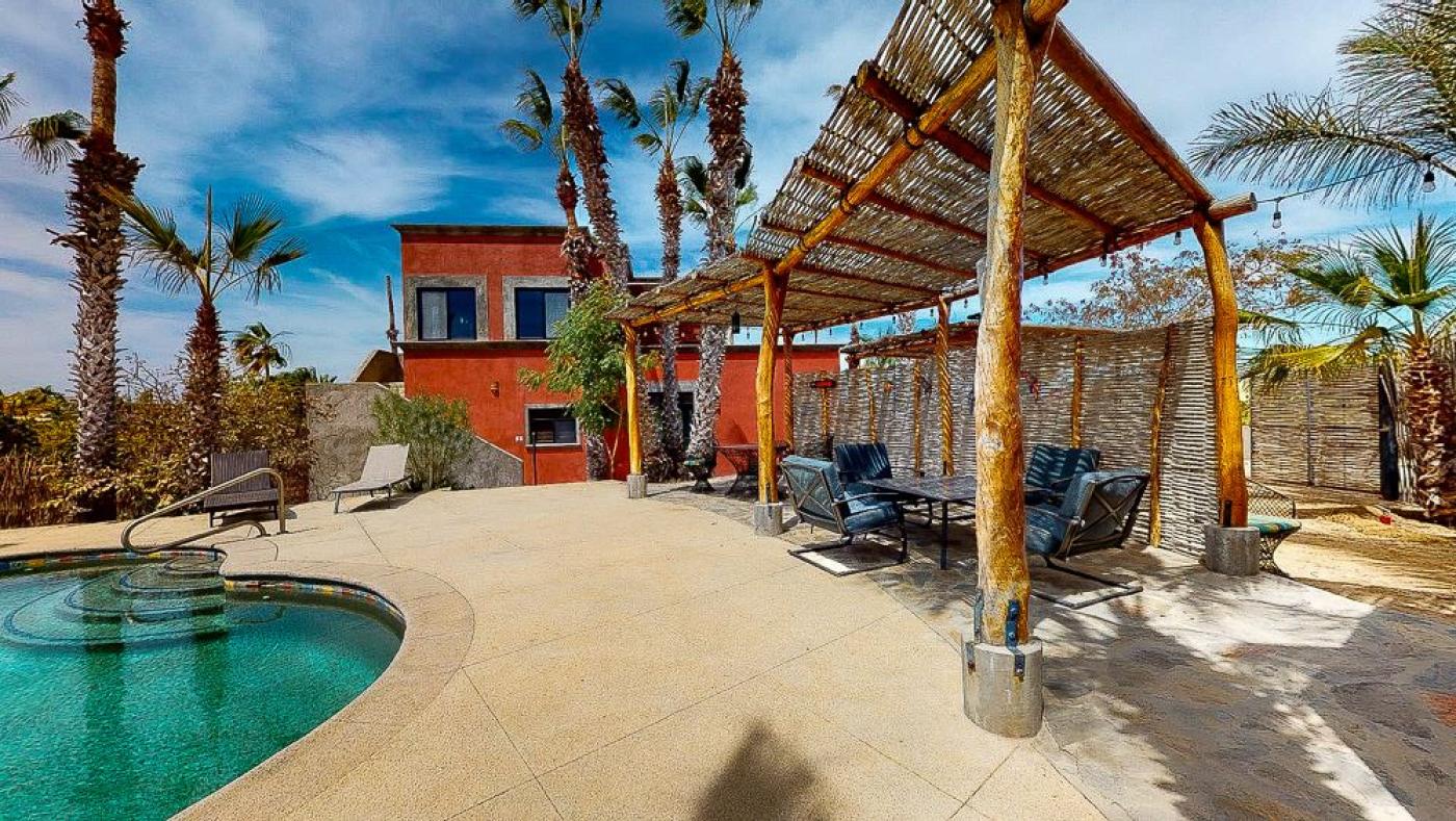 Casa Flores del Mar
